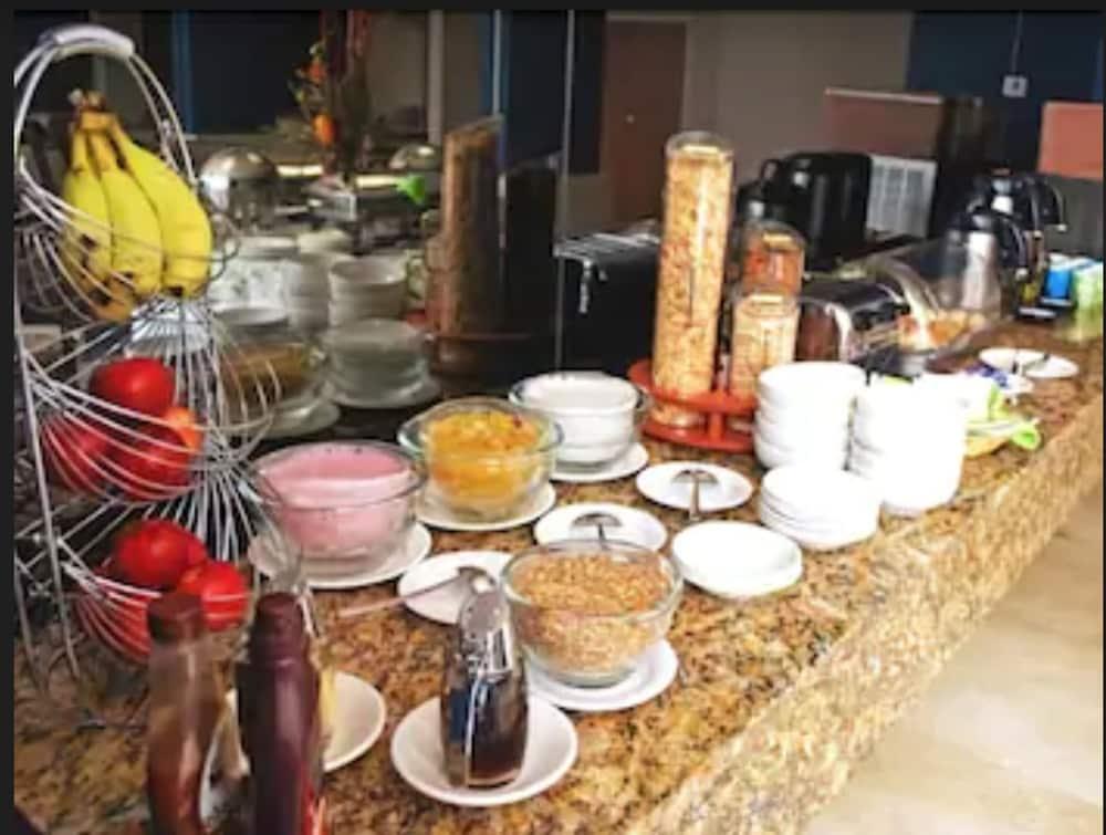 Rio Vista Inn Business High Class Hotel Poza Rica ภายนอก รูปภาพ