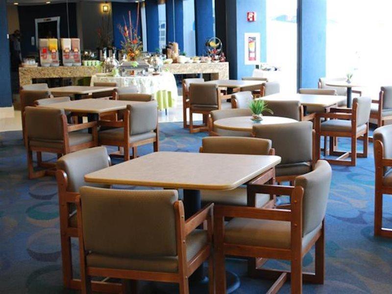 Rio Vista Inn Business High Class Hotel Poza Rica ภายนอก รูปภาพ