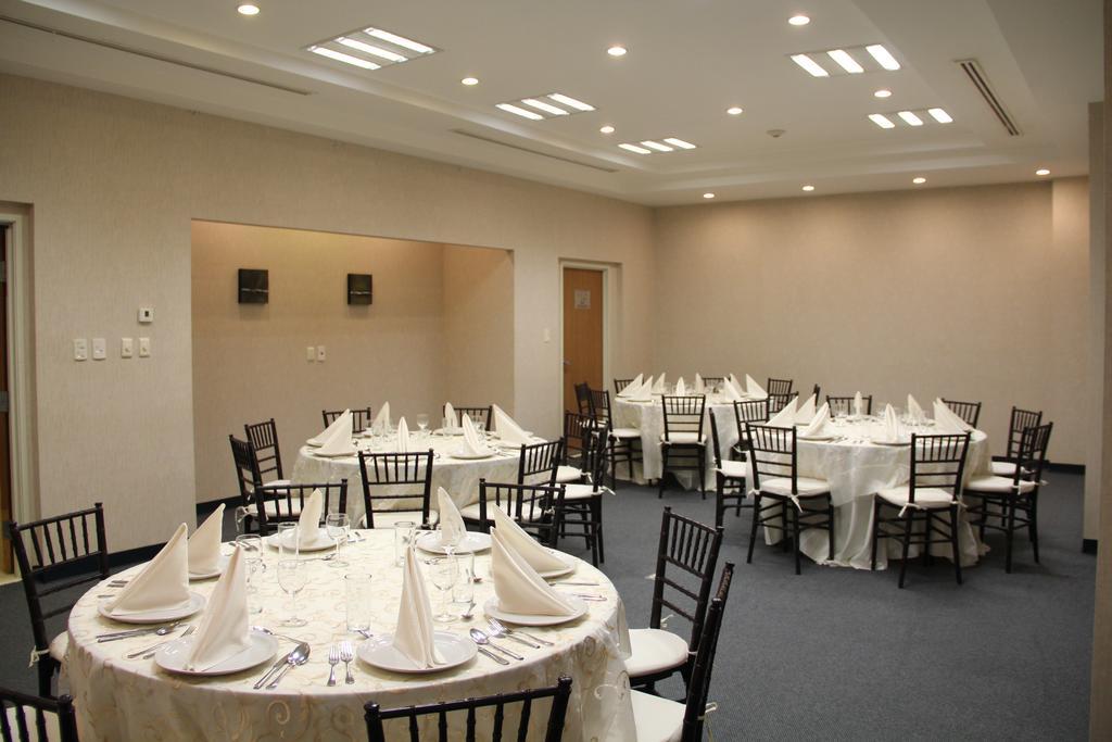 Rio Vista Inn Business High Class Hotel Poza Rica ภายนอก รูปภาพ