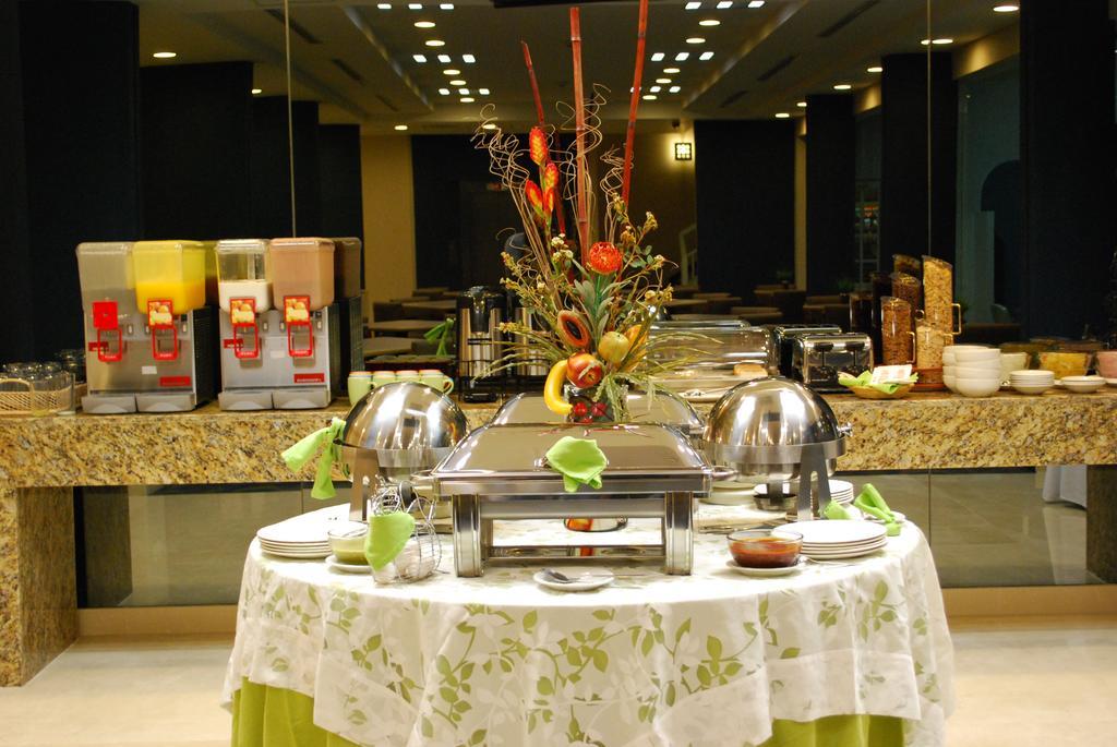 Rio Vista Inn Business High Class Hotel Poza Rica ภายนอก รูปภาพ
