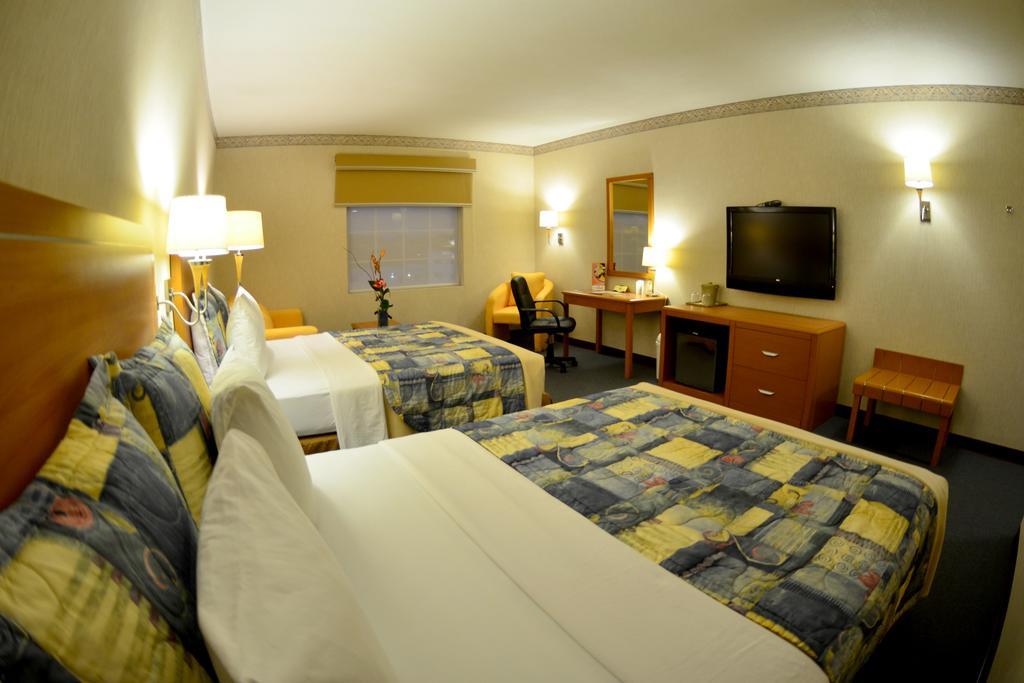 Rio Vista Inn Business High Class Hotel Poza Rica ภายนอก รูปภาพ
